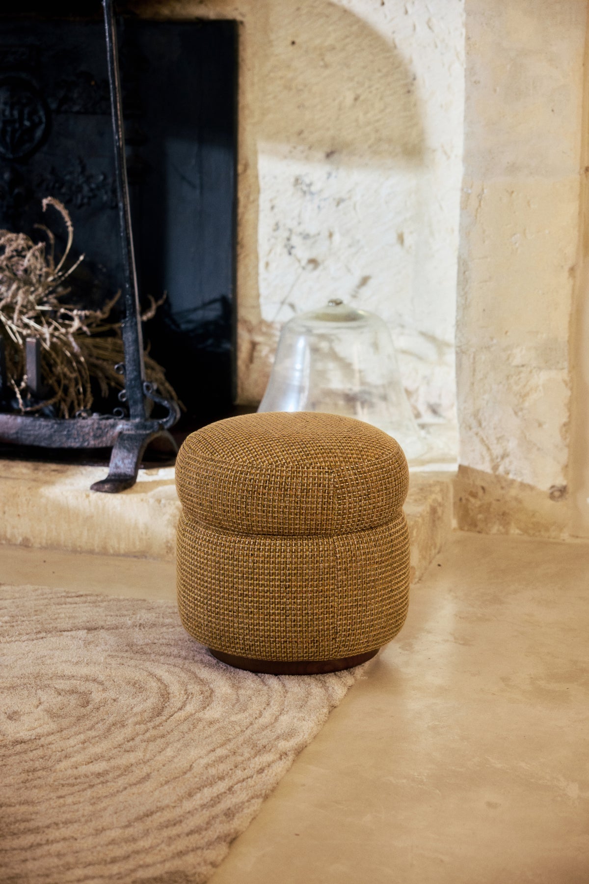 pouf Mosso - tweed jaune miami - mise en situation salon