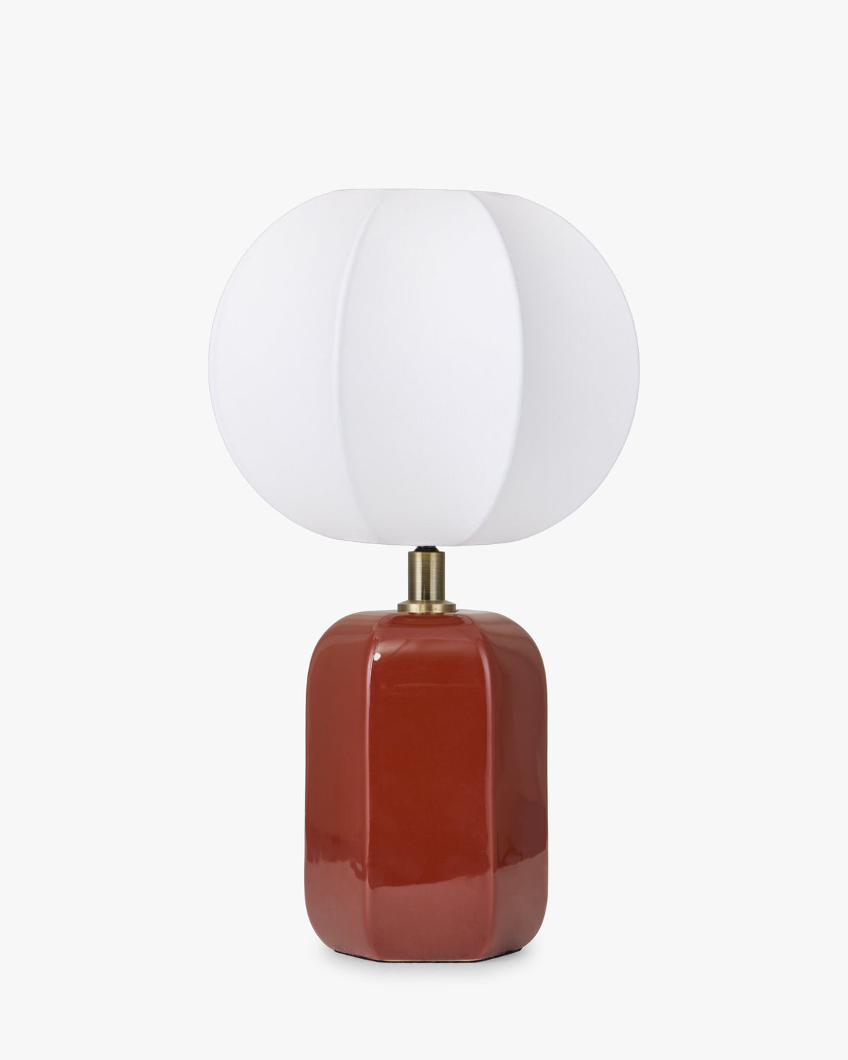 lampe de table Agatha - céramique émaillée brique et abat-jour ballon blanc - vue d'ensemble