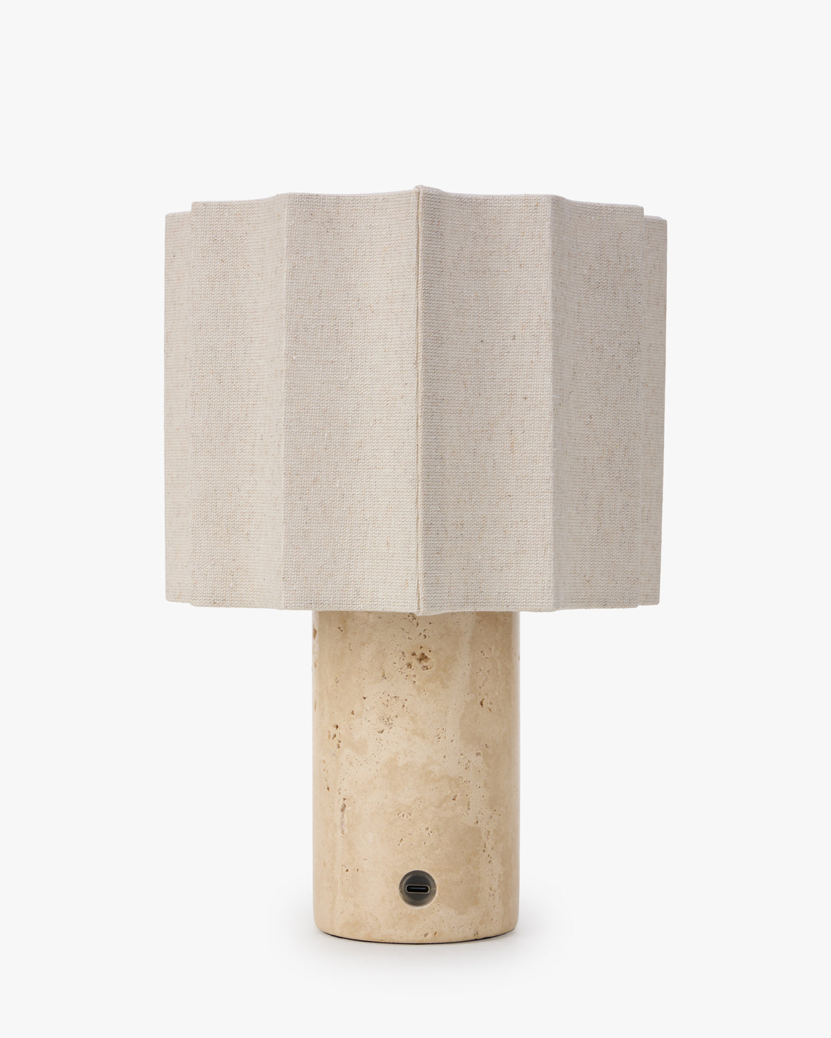 Lampe Bridget - travertin blanc cassé et abat-jour lin clair - vue de face, port USB-C visible