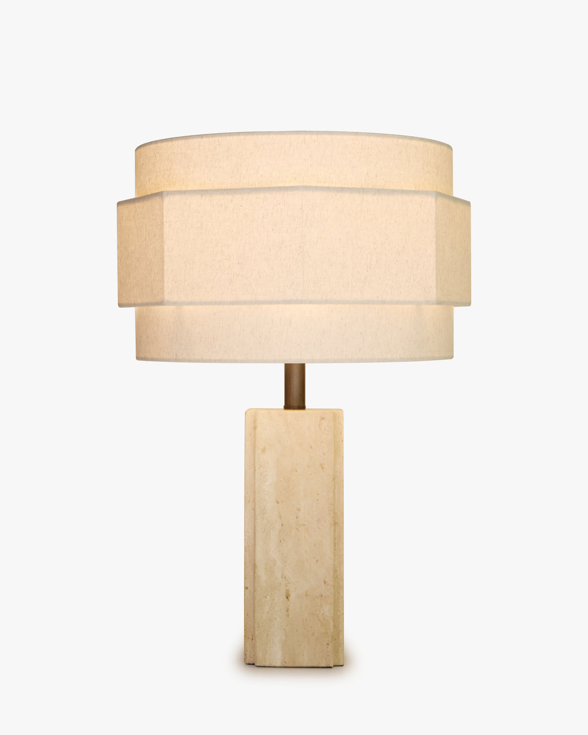 Lampe Mindy - travertin et abat-jour lin - allumée, angle différent